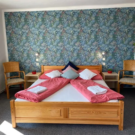 Slunecnice Guest house 3*