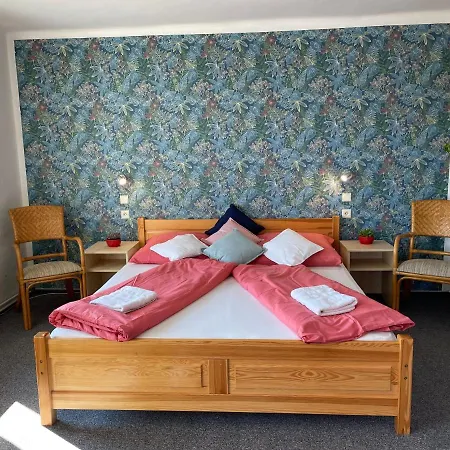 Slunecnice Pensionat 3*