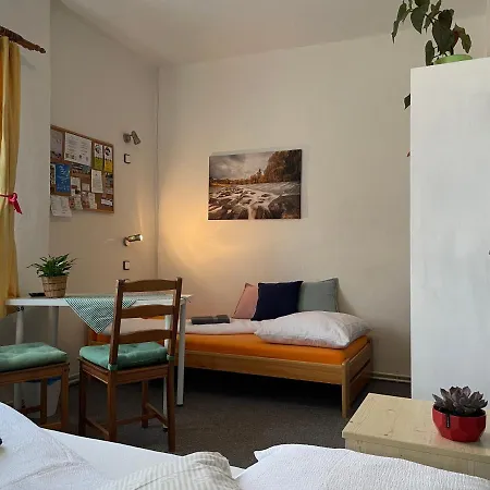 Slunecnice Pensionat Dvůr Králové nad Labem